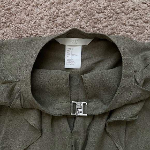 Forest Green Blouse - Picture 2 of 6